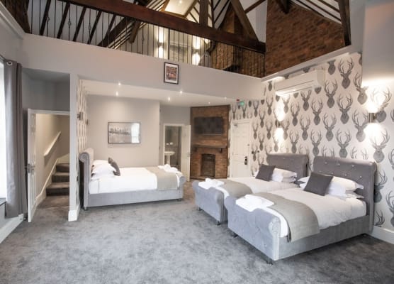 The Glebe Hotel 1