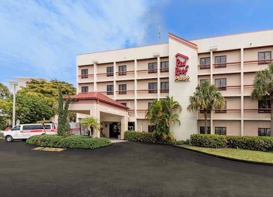 Red Roof Inn PLUS Miami Airport 1