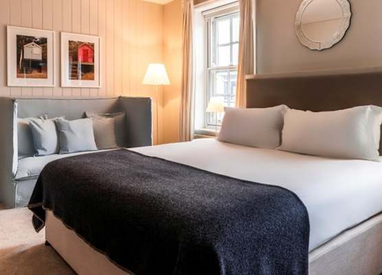 The Crown Hotel 1