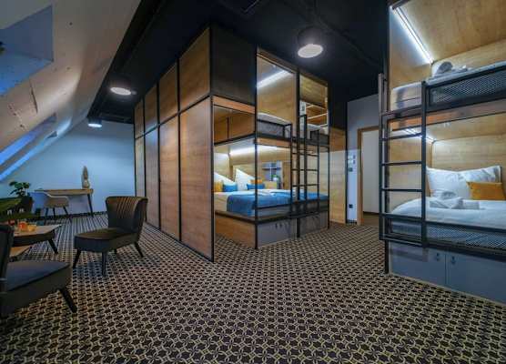 CHORS like a hotel - Capsule & NFT Boutique Hostel Bratislava - City Center 1