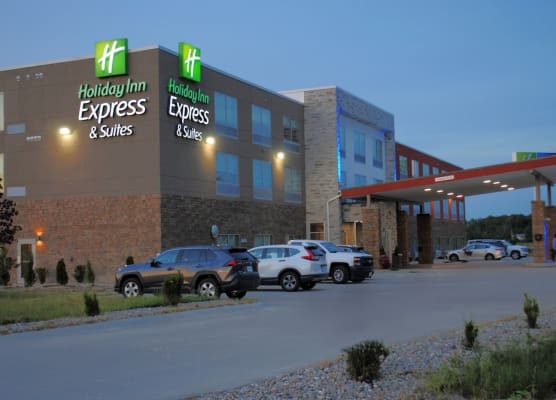 Holiday Inn Express & Suites COLUMBIA CITY by IHG 1