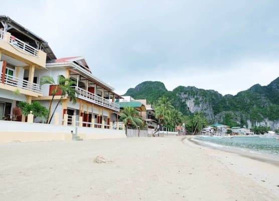 El Nido Beach Hotel 1