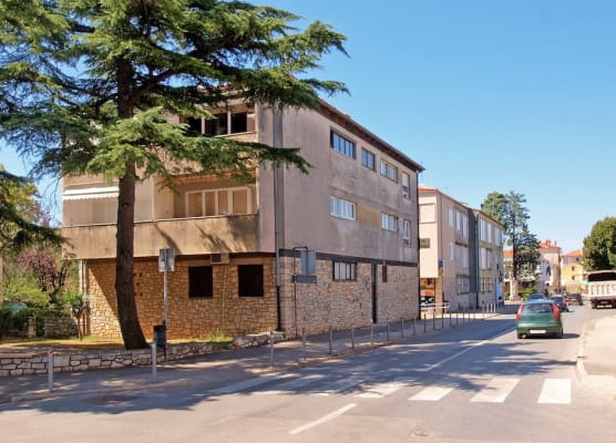 Apartment 1601 1