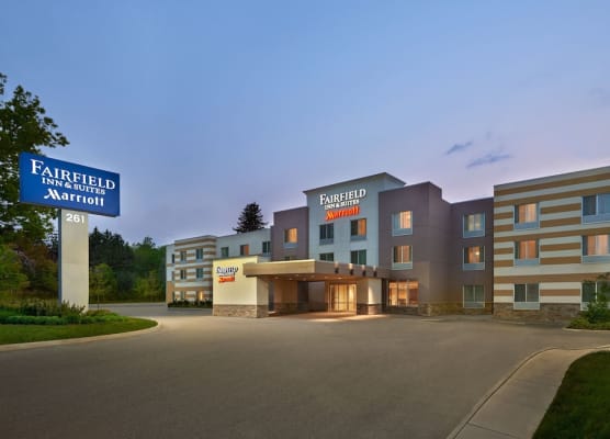 Fairfield Inn & Suites by Marriott Barrie 1