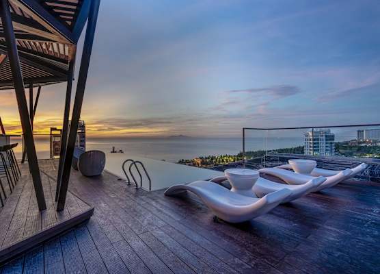 Draco Hotel & Suites 1