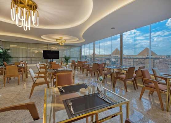 Pyramids Plateau Hotel 1