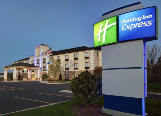 Holiday Inn Express ADRIAN by IHG 1