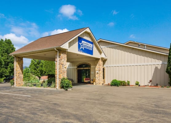Americas Best Value Inn & Suites Independence VA 1