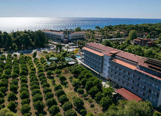 Grand Hotel Derin-All Inclusive 1