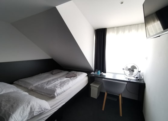 Cha Cha Rooms 1