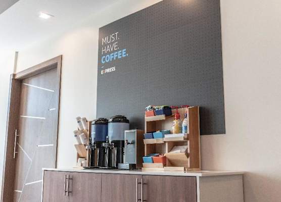 Holiday Inn Express & Suites BIRMINGHAM - HOMEWOOD by IHG 1
