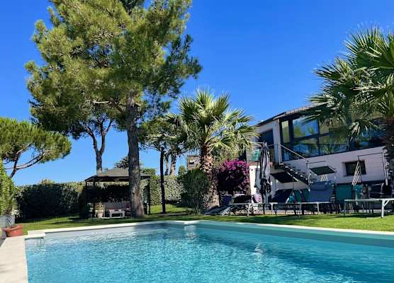 L'ESCALE COTE BLEUE VILLA & Spa Classée 4 Étoiles 1