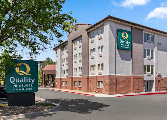 Quality Inn & Suites Denver International Airport 1