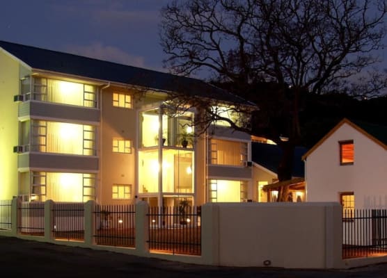 The Russel Hotel 1