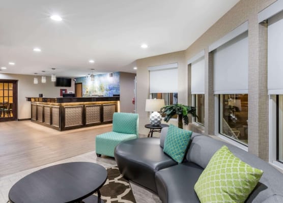 Baymont by Wyndham Pella 1