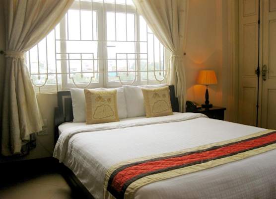 Heart Hotel 1