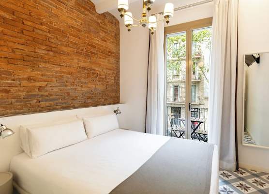 Uma Suites Sagrada Familia 1