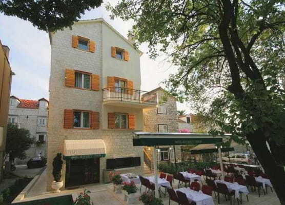 Hotel Trogir 1