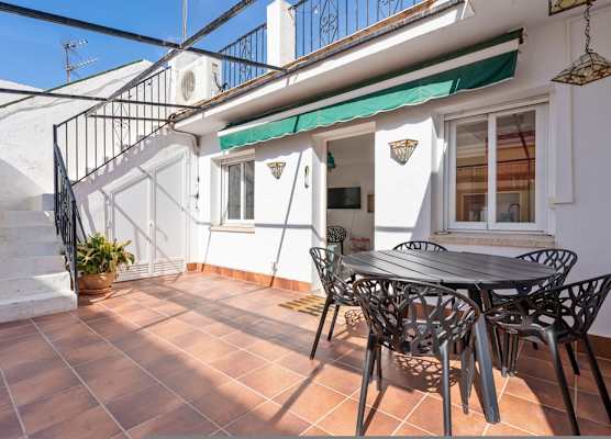 Bright rooftop by Costarentals - Ref 255 1