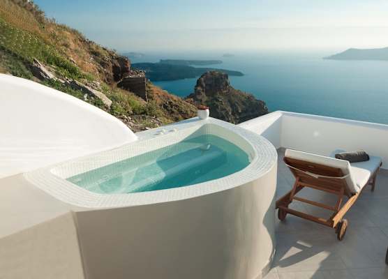 Caldera's Majesty 1