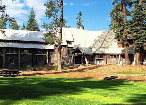 Clair Tappaan Lodge 1