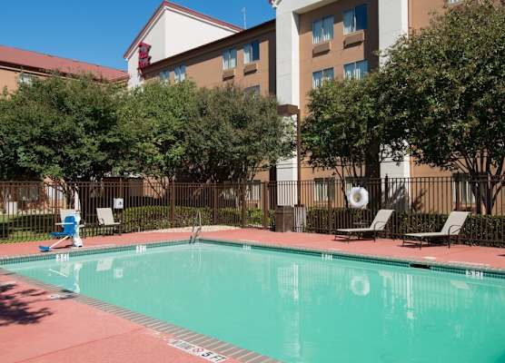 Red Roof Inn PLUS Austin South - Airport 1