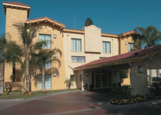 La Quinta Inn by Wyndham Bakersfield South 1
