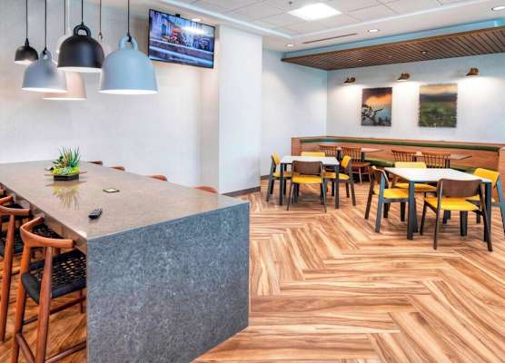 Fairfield Inn & Suites by Marriott Ottawa Airport 1