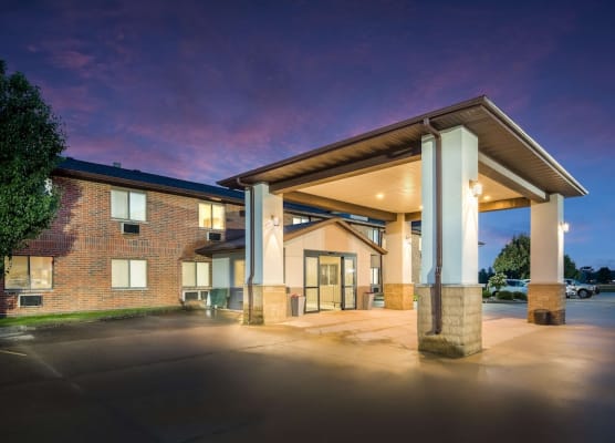Best Western Mount Pleasant Inn 1
