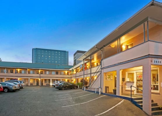 Travelodge by Wyndham Everett City Center 1