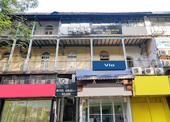 Via Gulshan Grand - Nr Gateway of India 1