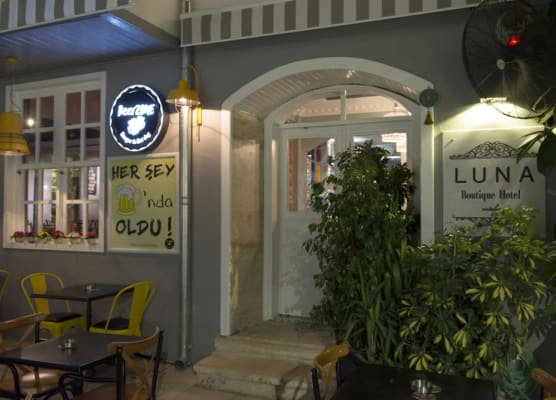 Luna Hotel Kaleiçi 1