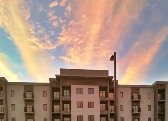 Garland Hotel 1