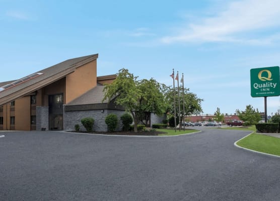 Quality Inn Toledo Westgate 1