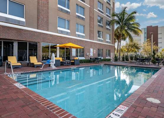 Cambria Hotel Ft Lauderdale, Airport South & Cruise Port 1