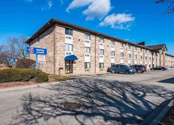 Motel 6-Bridgeview, IL 1