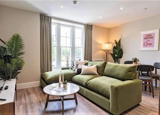 YourApartment - Wellington Place 1