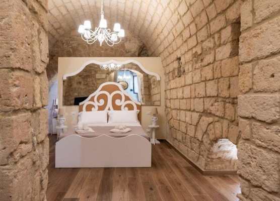 Saint Michel Room by Wonderful Italy 1