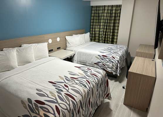 Red Roof Inn PLUS Brooklyn - Flatbush Ave 1
