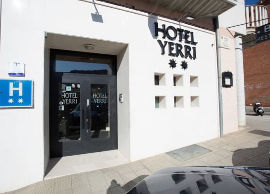 Hotel Yerri 1
