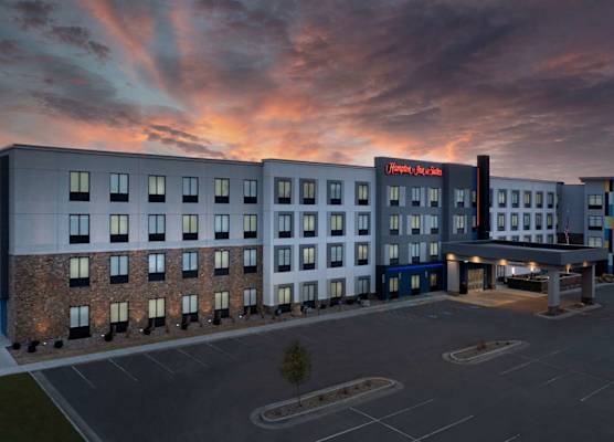 Hampton Inn & Suites Rapid City Rushmore, SD 1