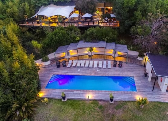 Hog Hollow Country Lodge 1