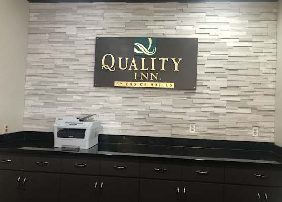 Quality Inn Forsyth Decatur 1