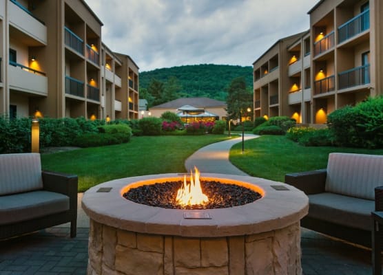 Courtyard by Marriott Mahwah 1