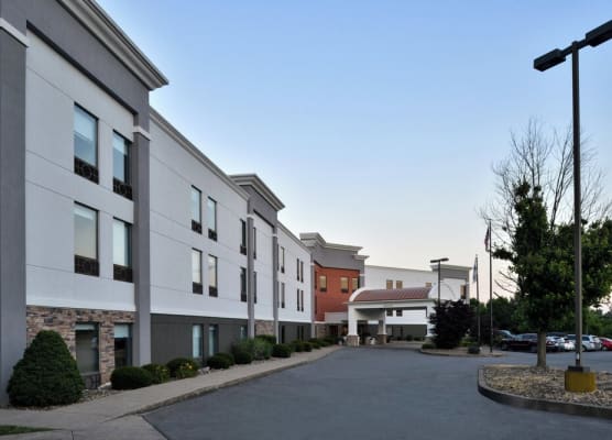 Holiday Inn Express LEWISBURG/NEW COLUMBIA by IHG 1