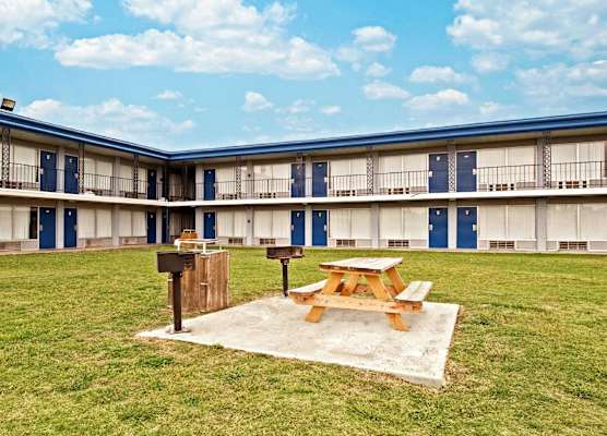 Americas Best Value Inn Garland Dallas 1