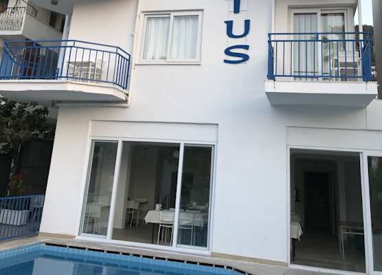 Hotel Status 1