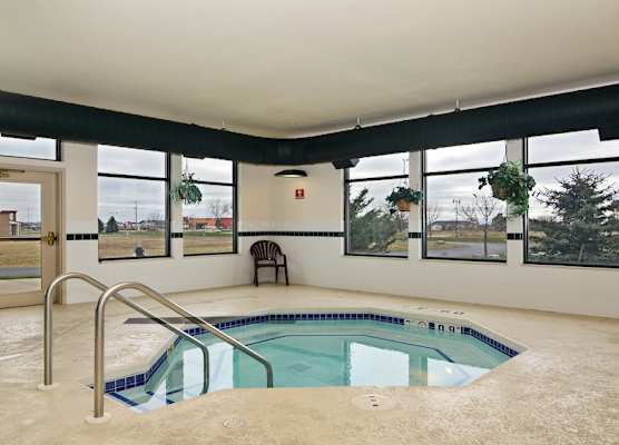 Holiday Inn Express & Suites FORT ATKINSON by IHG 1