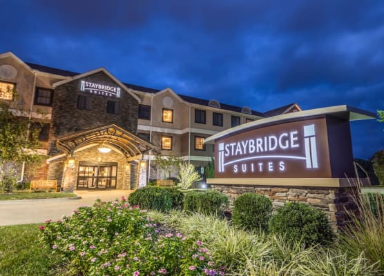 Staybridge Suites KANSAS CITY-INDEPENDENCE by IHG 1