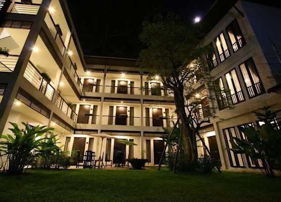 296 The Radtanaiya Residence 1